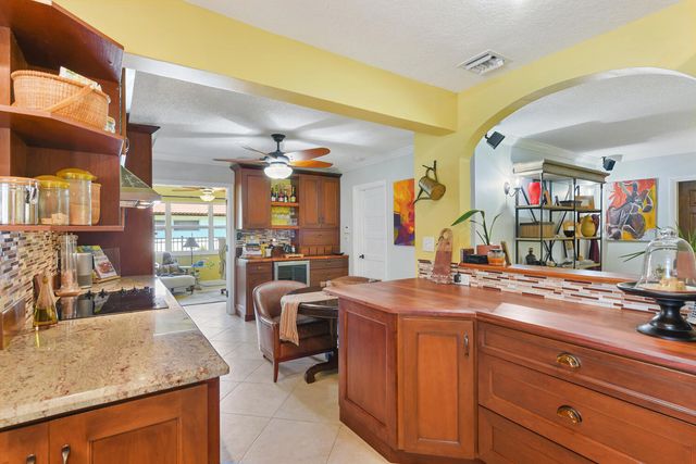 10170 NW 39th Court, Coral Springs, FL 33065