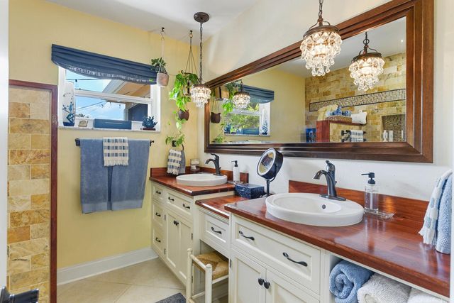 10170 NW 39th Court, Coral Springs, FL 33065