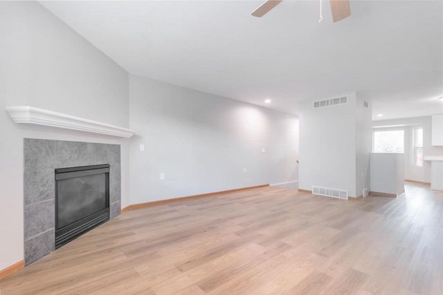 2414 Commercial Avenue, Madison, WI 53704