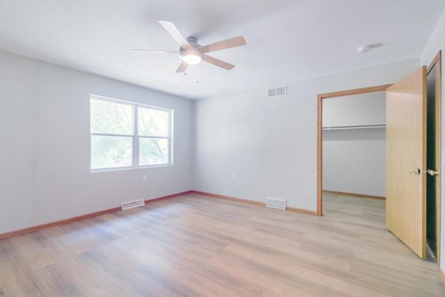 2414 Commercial Avenue, Madison, WI 53704