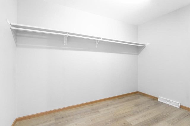 2414 Commercial Avenue, Madison, WI 53704