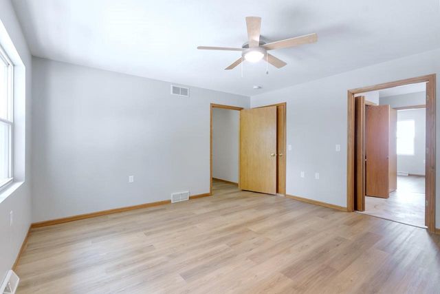 2414 Commercial Avenue, Madison, WI 53704