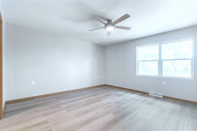 2414 Commercial Avenue, Madison, WI 53704