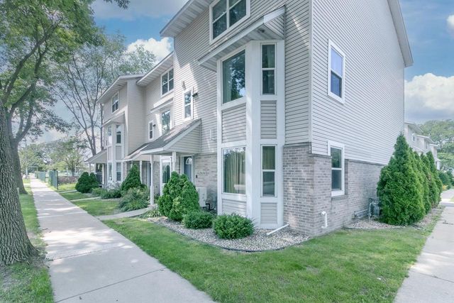 2414 Commercial Avenue, Madison, WI 53704