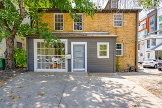 807 W 12th ST B, Austin, TX 78701