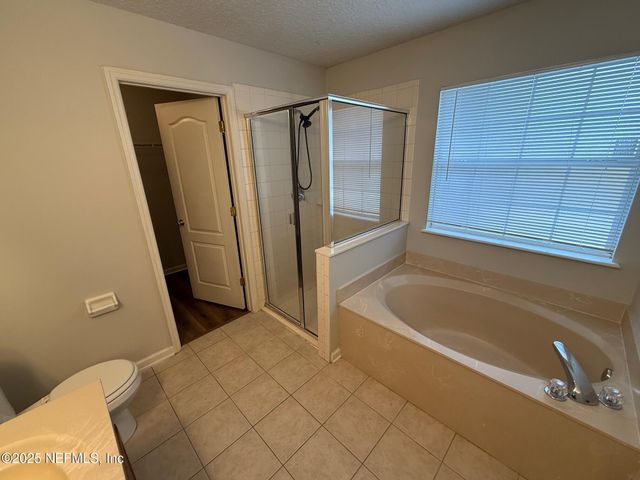 11223 MARTIN LAKES Drive N, Jacksonville, FL 32220