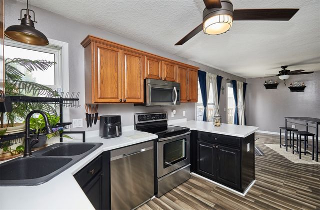 1918 Swan Court, Norwalk, IA 50211