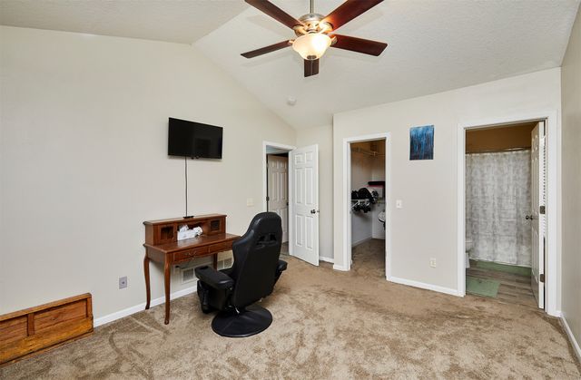 1918 Swan Court, Norwalk, IA 50211