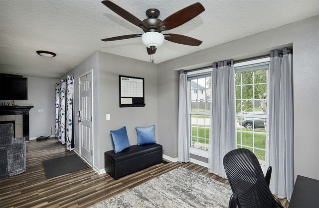 1918 Swan Court, Norwalk, IA 50211
