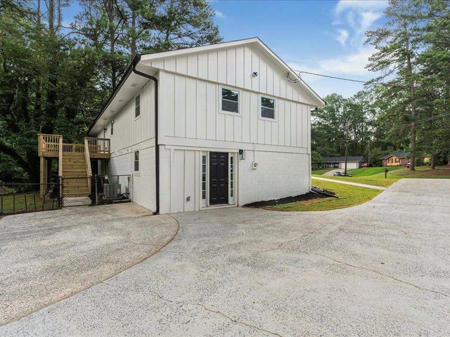 2092 Redbud SW Court, Marietta, GA 30008