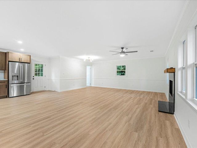 2092 Redbud SW Court, Marietta, GA 30008