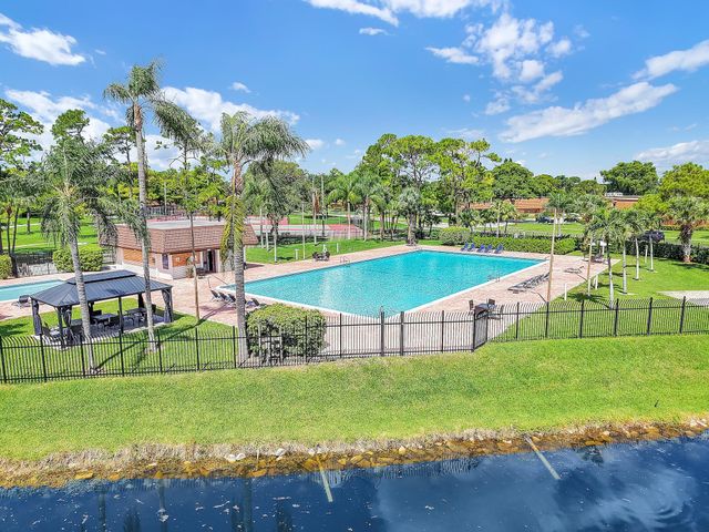 1821 18TH Lane, Greenacres, FL 33463