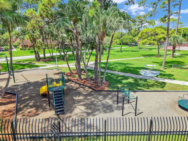 1821 18TH Lane, Greenacres, FL 33463