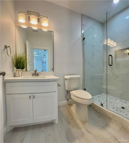 100 Brooks S Circle, La Feria, TX 78559