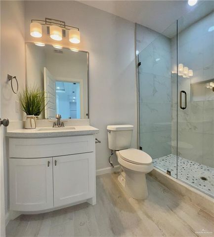 100 Brooks S Circle, La Feria, TX 78559