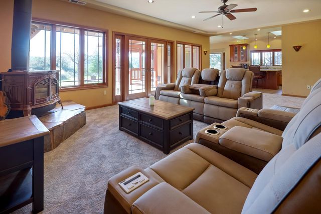 5603 Gold Mountain, Mountain Ranch, CA 95246