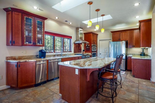 5603 Gold Mountain, Mountain Ranch, CA 95246