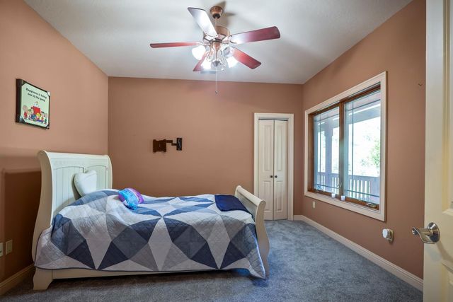 5603 Gold Mountain, Mountain Ranch, CA 95246