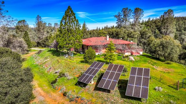 5603 Gold Mountain, Mountain Ranch, CA 95246