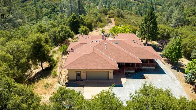 5603 Gold Mountain, Mountain Ranch, CA 95246