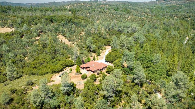 5603 Gold Mountain, Mountain Ranch, CA 95246