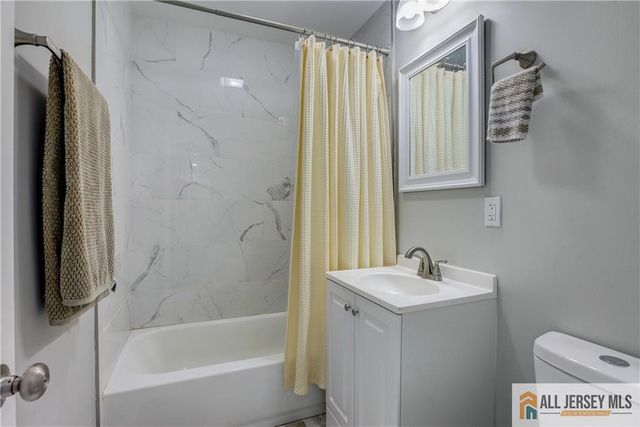 509 New Durham Road, Piscataway, NJ 08854