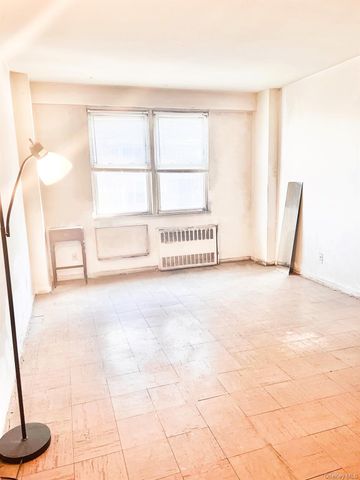 138-10 Franklin Avenue 10G, Flushing, NY 11355