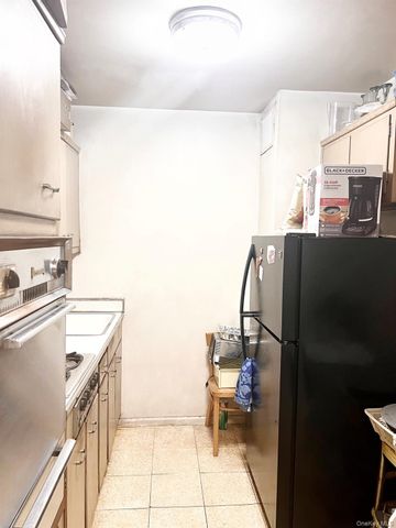 138-10 Franklin Avenue 10G, Flushing, NY 11355