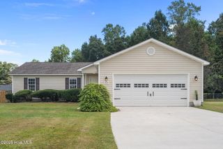 307 Gaston Court, Jacksonville, NC 28540