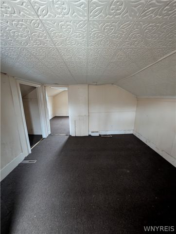 66 Van Buren Street, Lockport City, NY 14094