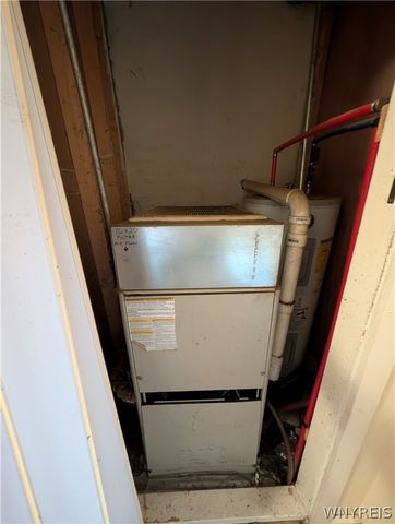 66 Van Buren Street, Lockport City, NY 14094