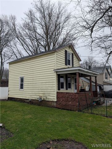 66 Van Buren Street, Lockport City, NY 14094