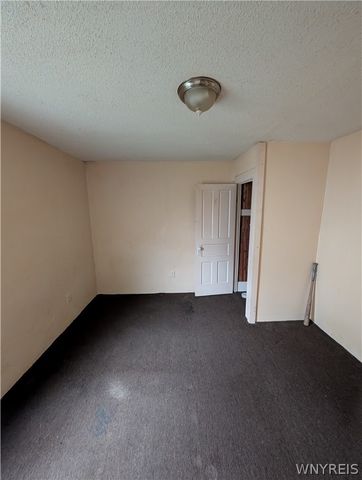 66 Van Buren Street, Lockport City, NY 14094