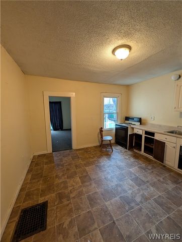 66 Van Buren Street, Lockport City, NY 14094