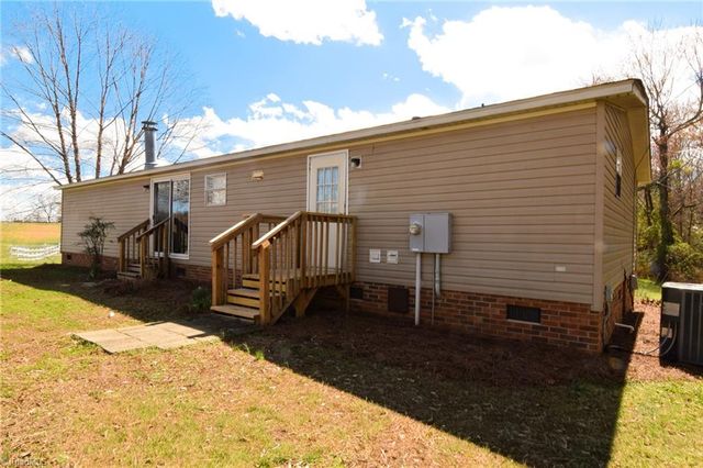 5600 Bunch Road, Oak Ridge, NC 27310