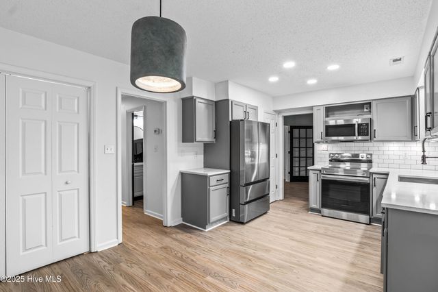189 Brenda Drive, Jacksonville, NC 28546