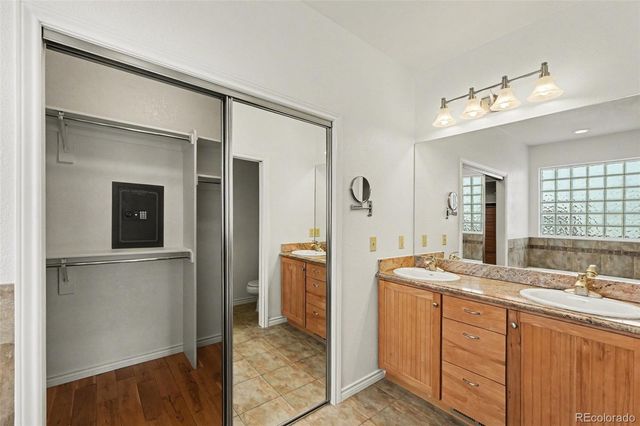 8629 W 49th Circle, Arvada, CO 80002