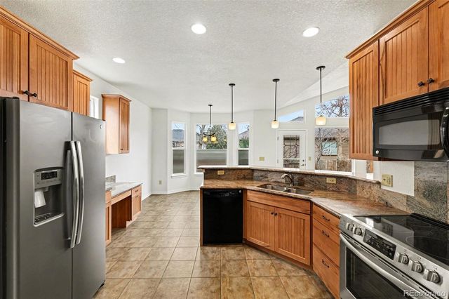 8629 W 49th Circle, Arvada, CO 80002