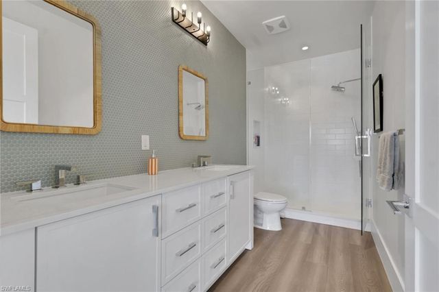850 Central AVE 301, Other, FL 34102