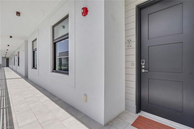 850 Central AVE 301, Other, FL 34102