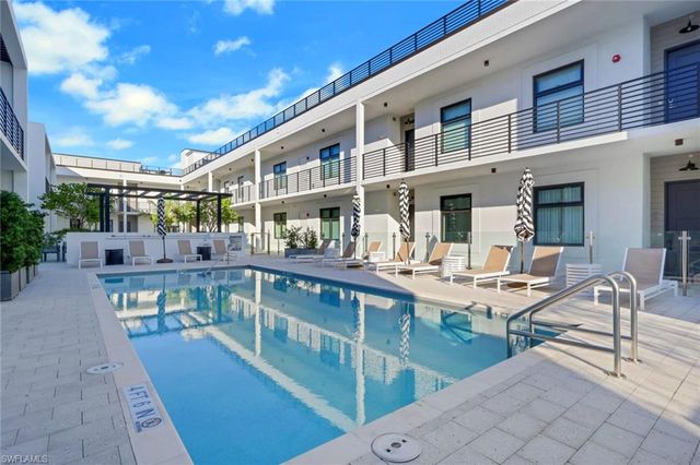 850 Central AVE 301, Other, FL 34102