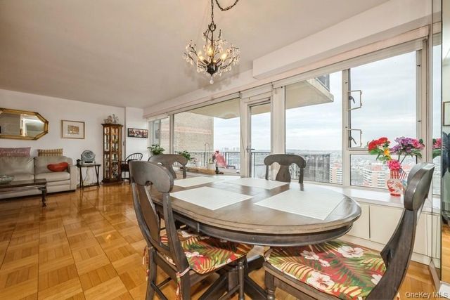 166-25 Powells Cove Boulevard 18G, Beechhurst, NY 11357