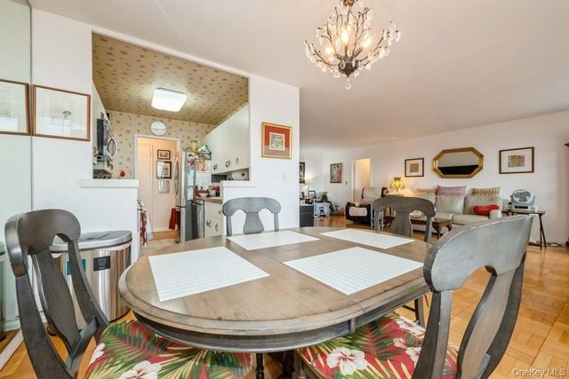 166-25 Powells Cove Boulevard 18G, Beechhurst, NY 11357