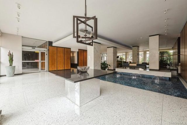 166-25 Powells Cove Boulevard 18G, Beechhurst, NY 11357