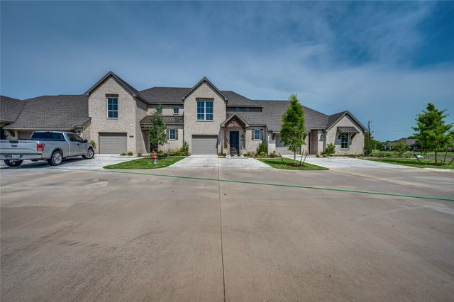 8243 Heritage Glen Drive, Red Oak, TX 75154