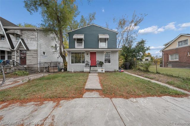 966 E Greendale, Highland Park, MI 48203