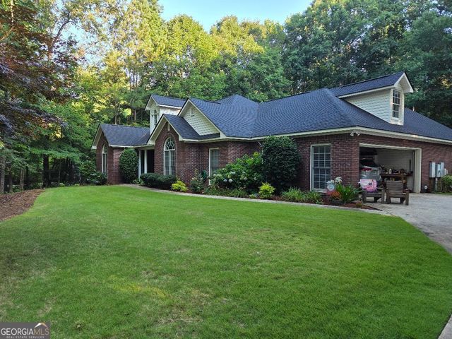 324 Grantham Drive, Cataula, GA 31804