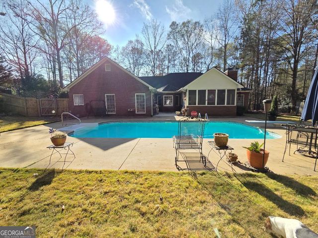 324 Grantham Drive, Cataula, GA 31804