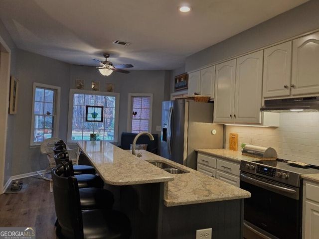 324 Grantham Drive, Cataula, GA 31804