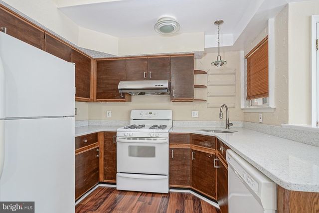 1184 TRISTRAM CIR, Mantua, NJ 08051